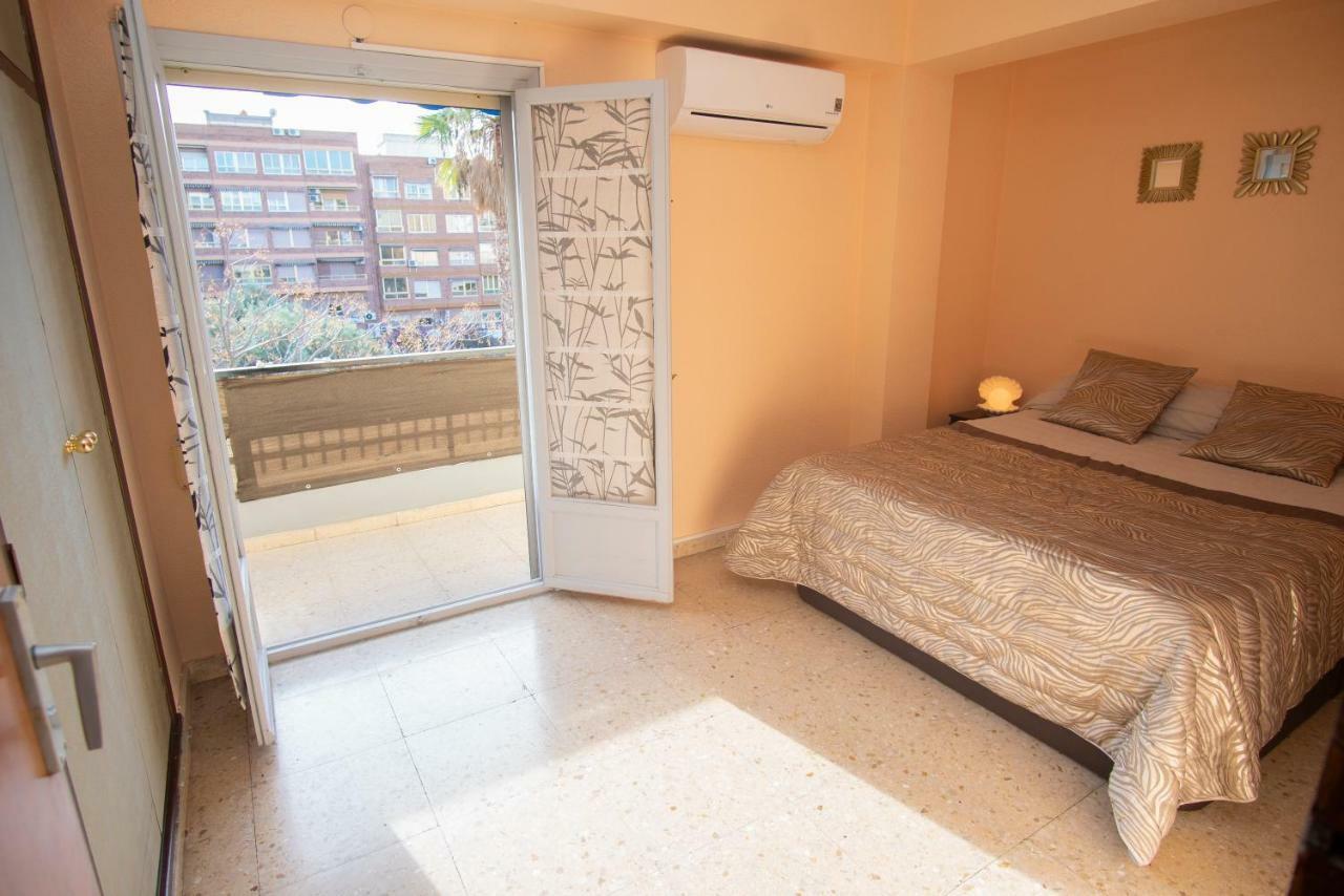 Apartamento cómodo a 10 min del centro Alicante Exterior foto